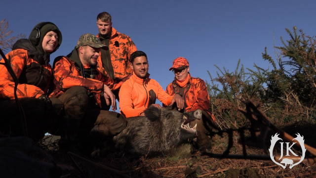 In Spanien einen Tag Drückjagd auf Keiler mit Einheimischen